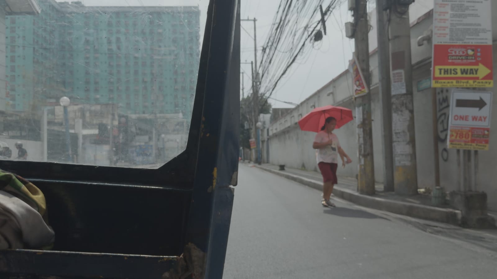 Jerichow, applied to log footage of a street in Manila