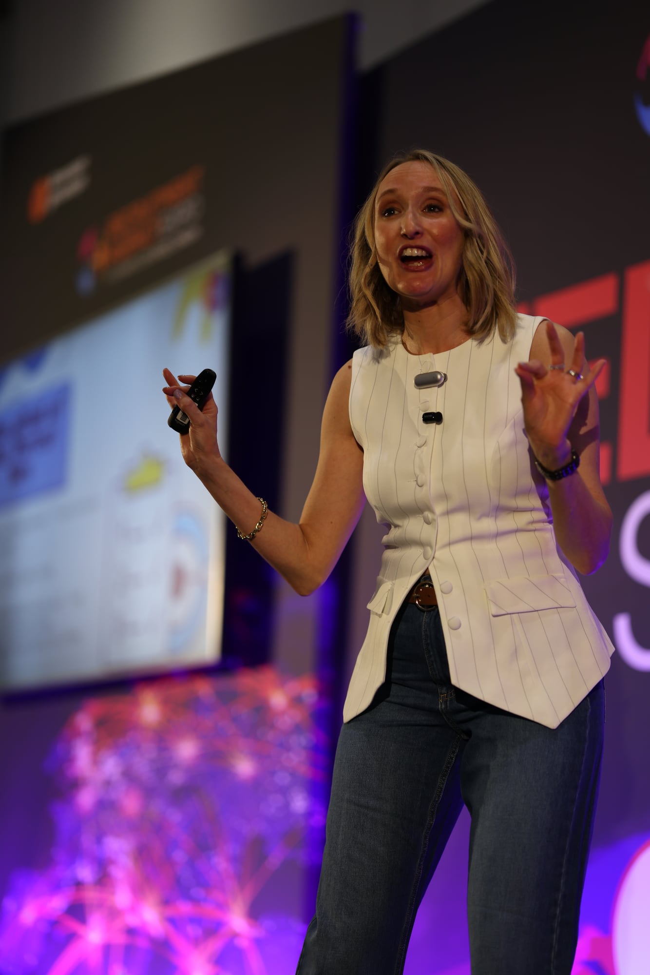 Business events: Mid-point on stage