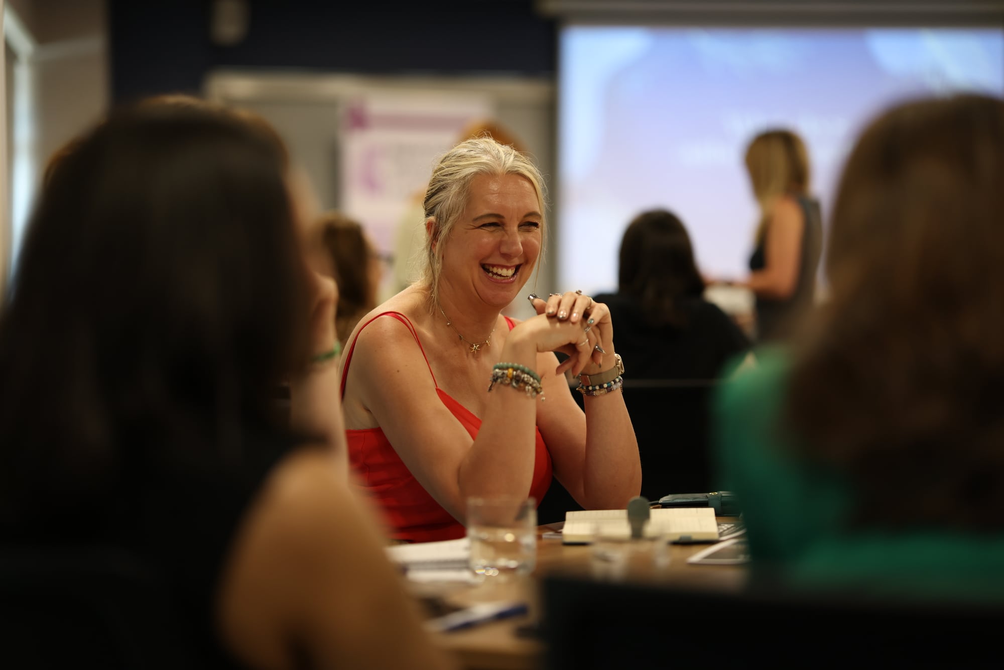 Business events: A laugh at the table